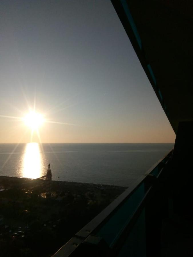 Апартаменты С Видом На Море Twin Towers Batumi, Orbi City Buitenkant foto